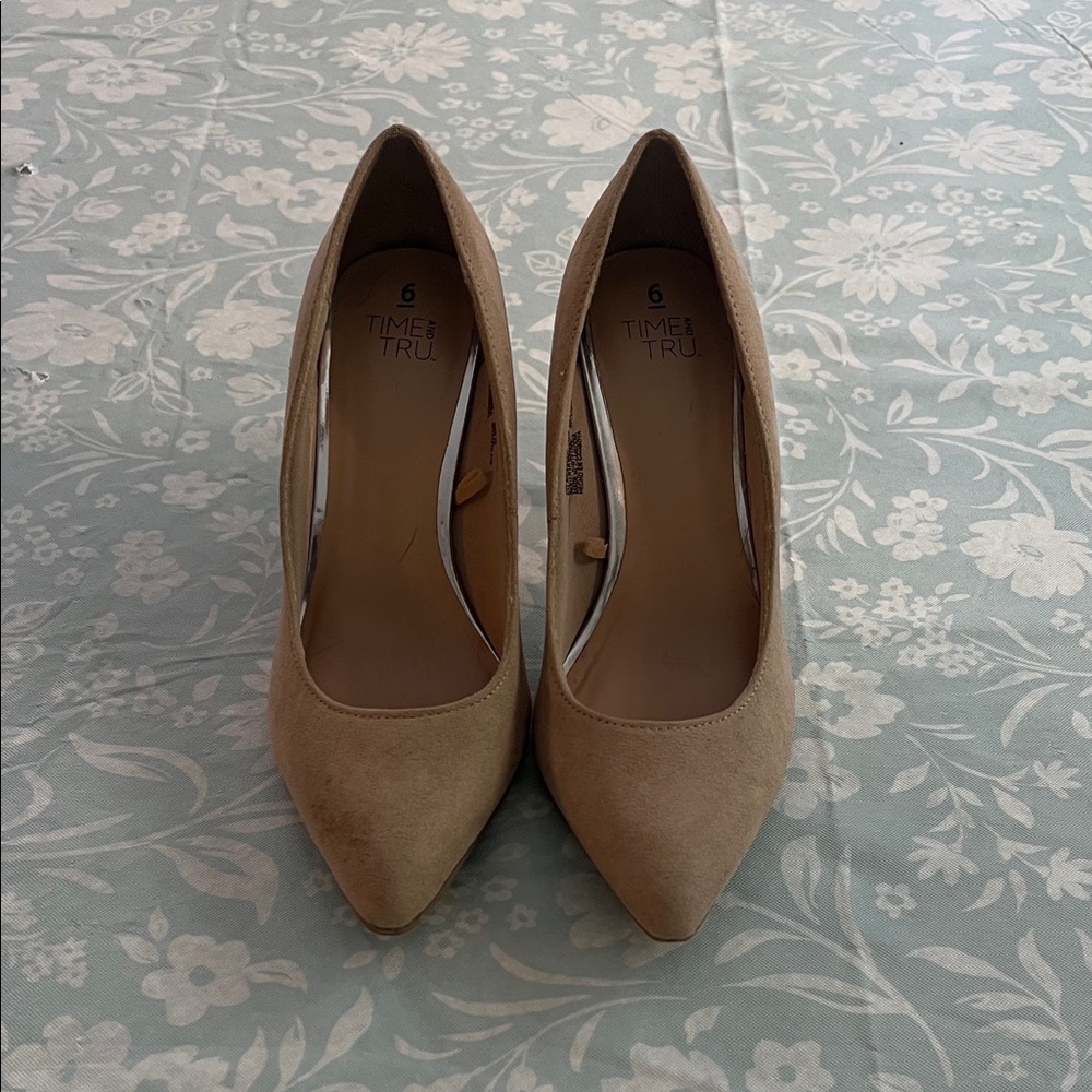 Time and Tru Women's Beige Heels